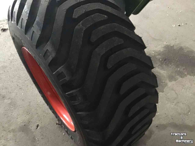 Tedder Fendt Lotus 1250T