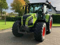 Tractor Claas Arion 530