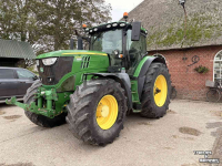 Tractor John Deere 6215R