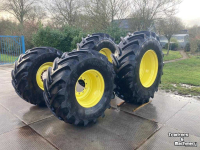 Wheels, Tyres, Rims & Dual spacers Michelin MachXBib 650/85R38 & 600/70R28 op John Deere Velgen