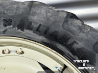 Wheels, Tyres, Rims & Dual spacers Alliance Set Alliance Banden 270/95R36 Verstelbare Velgen