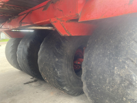 Self-loading wagon  8 wielig onderstel.