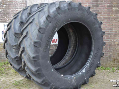 Wheels, Tyres, Rims & Dual spacers Trelleborg 650/65r42 tm 800
