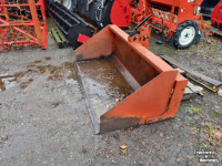 Tractor tipping boxes Hekamp grondbak
