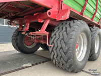 Self-loading wagon Strautmann Super Vitesse 2 H Groot onderstel.