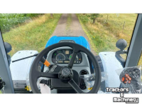 Tractor New Holland 140 AutoCommand