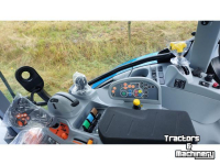 Tractor New Holland 140 AutoCommand