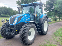 Tractor New Holland 140 AutoCommand