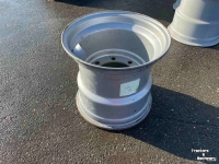 Wheels, Tyres, Rims & Dual spacers  8-gaats 16.00x17 velg