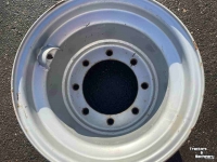 Wheels, Tyres, Rims & Dual spacers  8-gaats 16.00x17 velg
