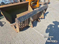Other earthmoving and heavy equipment and accessories  Puinbak