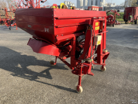 Fertilizer spreader Lely centerliner SE