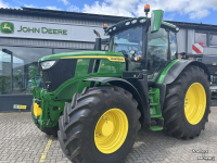 Tractor John Deere 6R 215