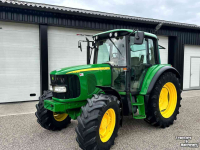 Tractor John Deere 6220