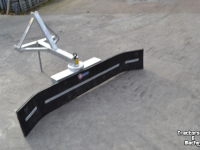 Rubber yard scraper Qmac SCHUIF 270 CAT2 MET KRANS -OP IS OP