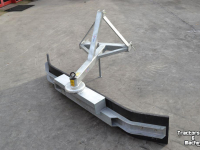 Rubber yard scraper Qmac SCHUIF 270 CAT2 MET KRANS -OP IS OP