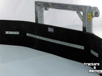 Rubber yard scraper Qmac Slijkschuif aanbouw Merlo