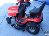 Ride-on mower Simplicity SLT210E